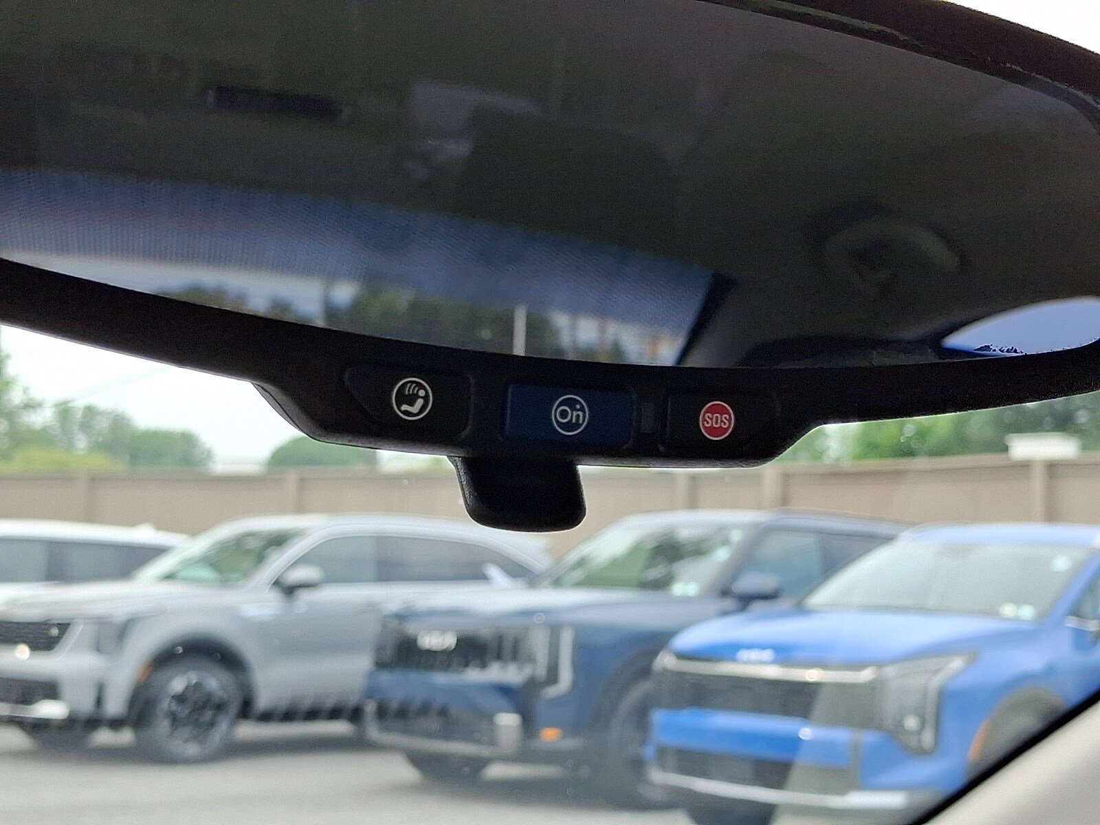 Used 2015 Chevrolet Sonic LT FWD image 24