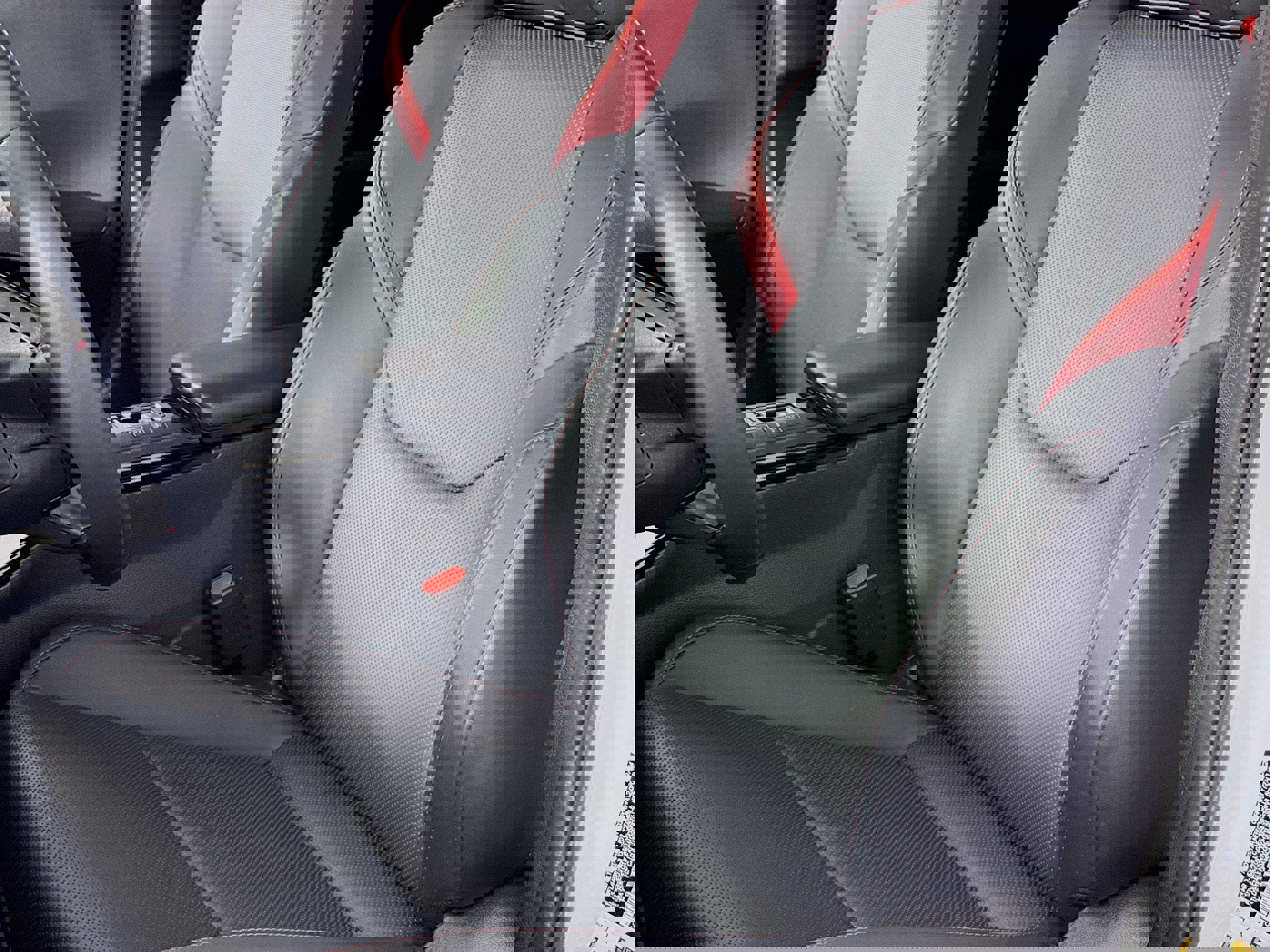 Used 2024 Toyota Prius Prime SE image 21