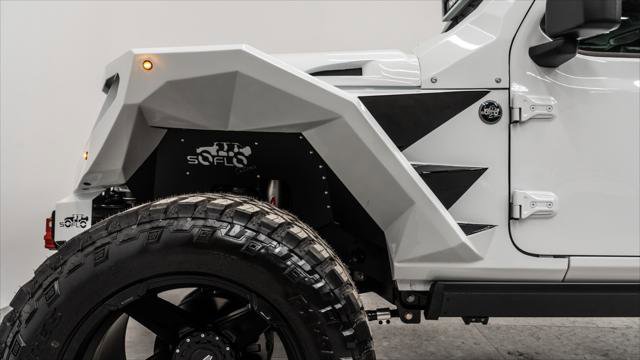 Used 2025 Jeep Gladiator Sport image 46