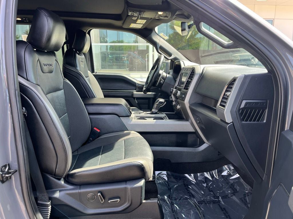 Used 2020 Ford F150 Raptor w/ Equipment Group 802A Luxury AWD/4WD image 21