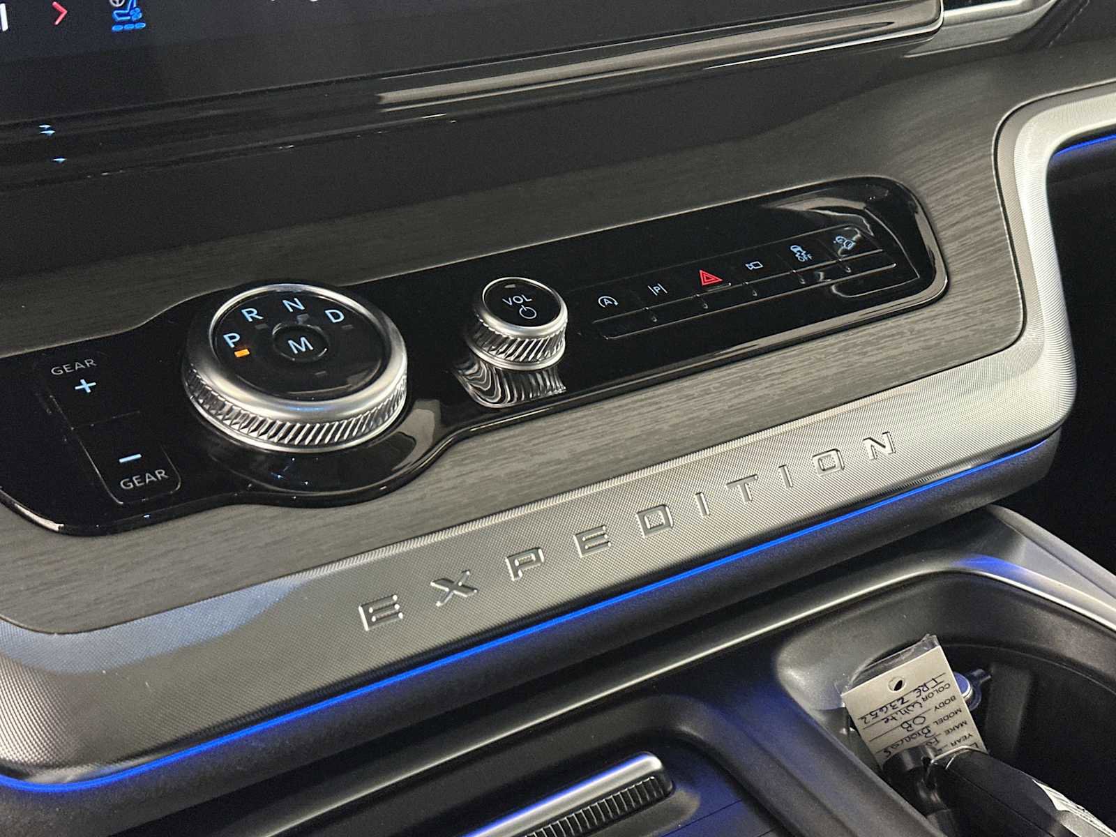 Used 2025 Ford Expedition Platinum image 34