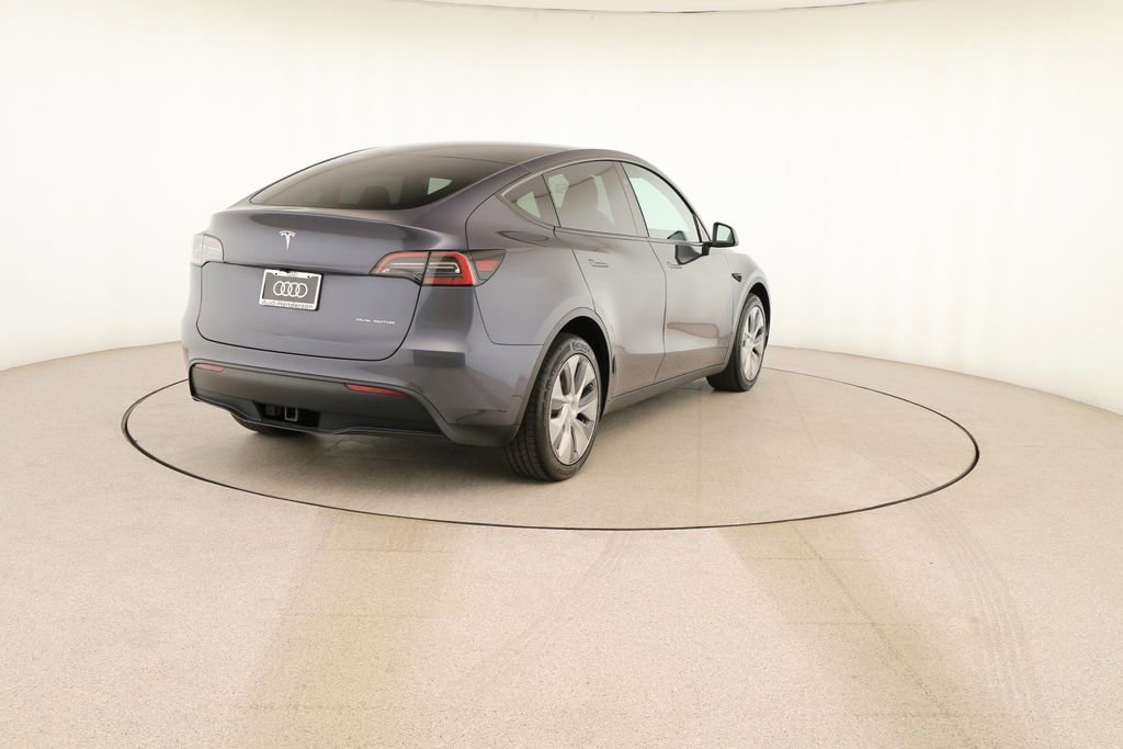 Used 2023 Tesla Model Y Long Range image 6