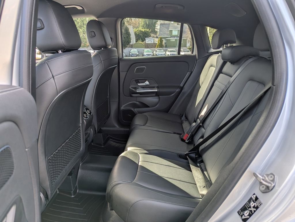 Used 2021 Mercedes-Benz GLA 250 4MATIC image 28