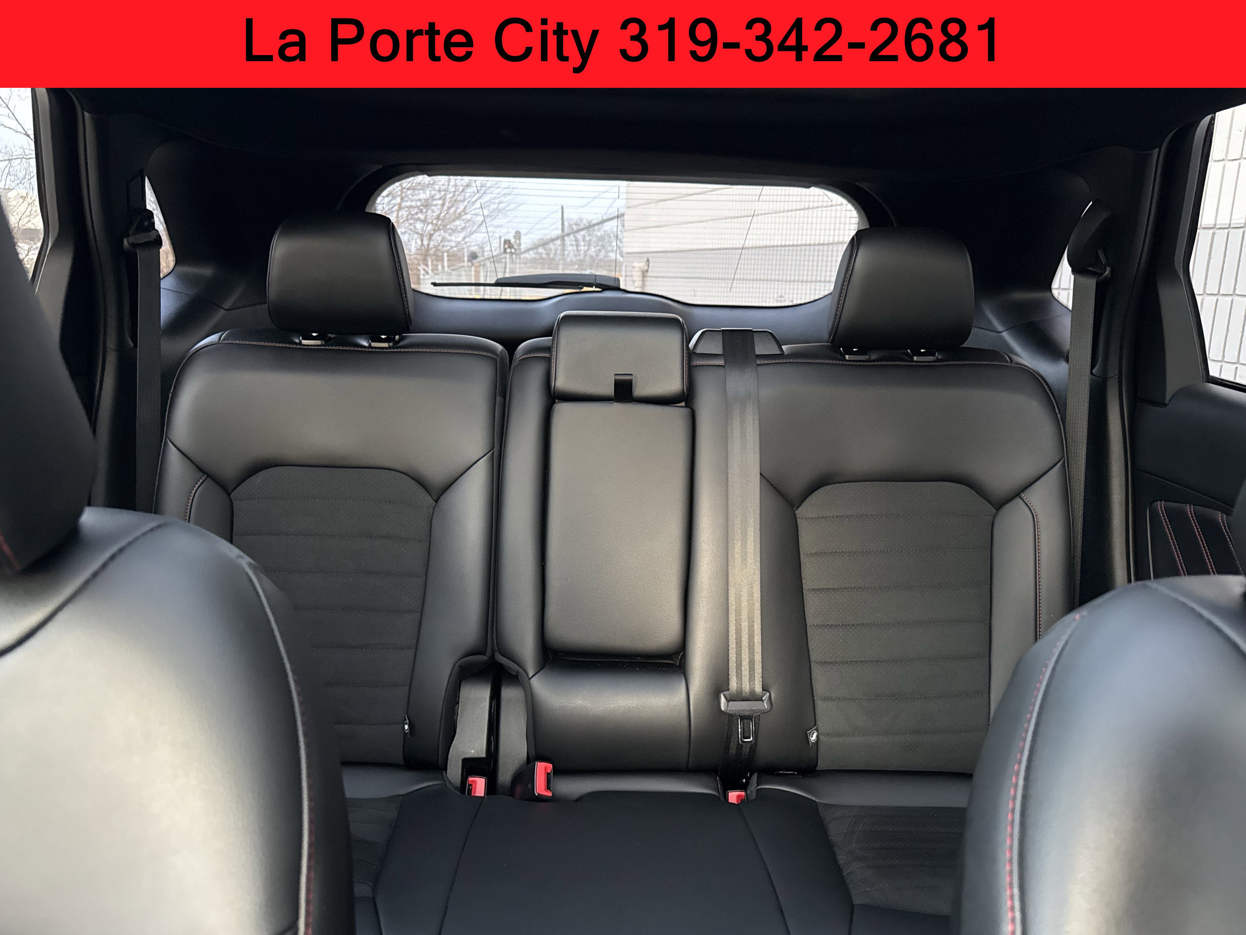 Used 2022 Ford Edge ST-Line w/ Class II Trailer Tow Package image 20