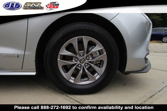 Used 2021 Toyota Sienna LE FWD image 9