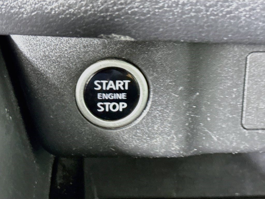 Used 2021 Nissan Rogue S FWD image 20