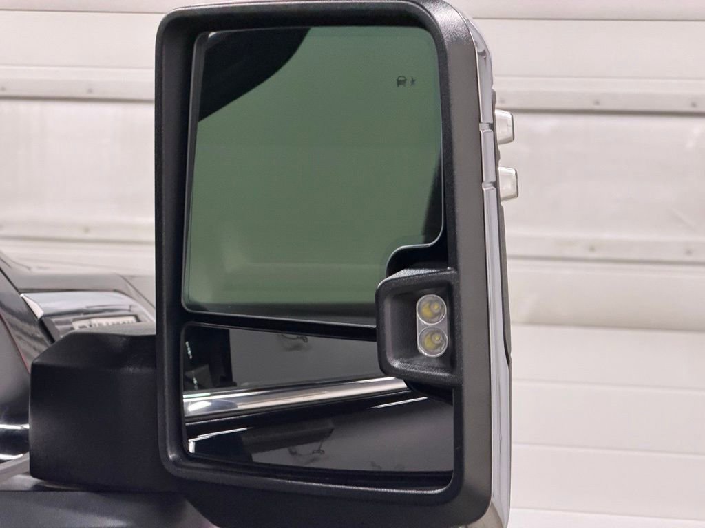 Used 2020 GMC Sierra 3500 Denali w/ Denali Ultimate Package image 17