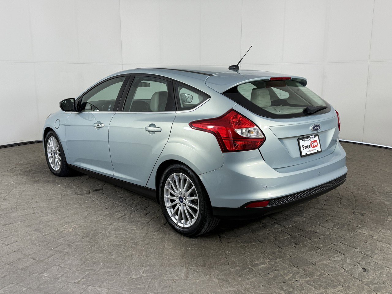 Used 2013 Ford Focus Electric Hatchback image 5