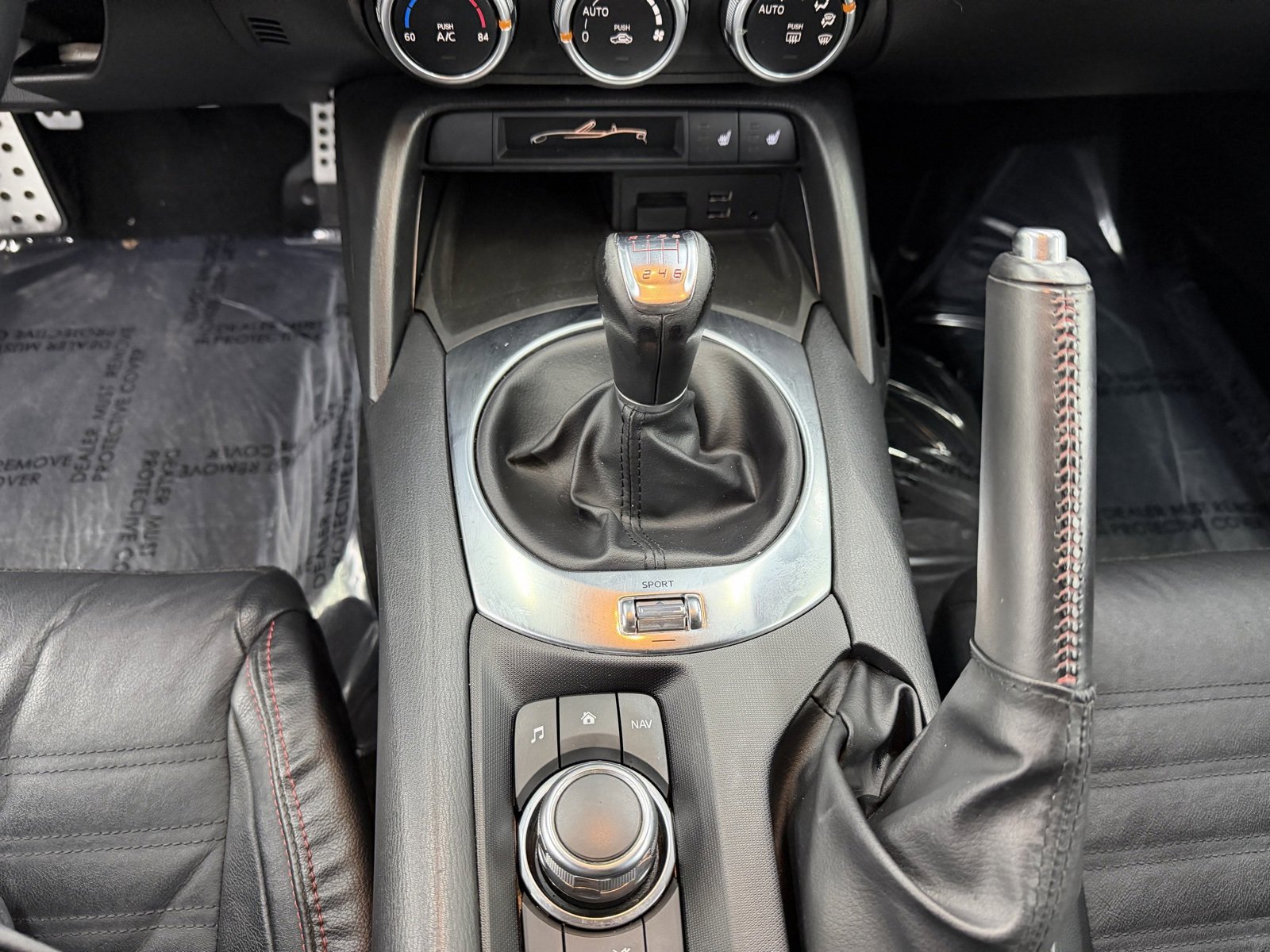 Used 2019 FIAT 124 Spider Abarth w/ Convenience Group image 15