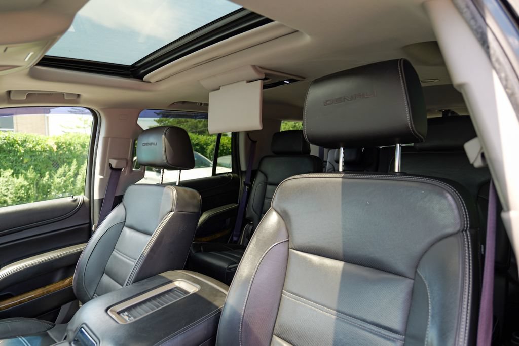Used 2017 GMC Yukon Denali w/ Open Road Package AWD/4WD image 25