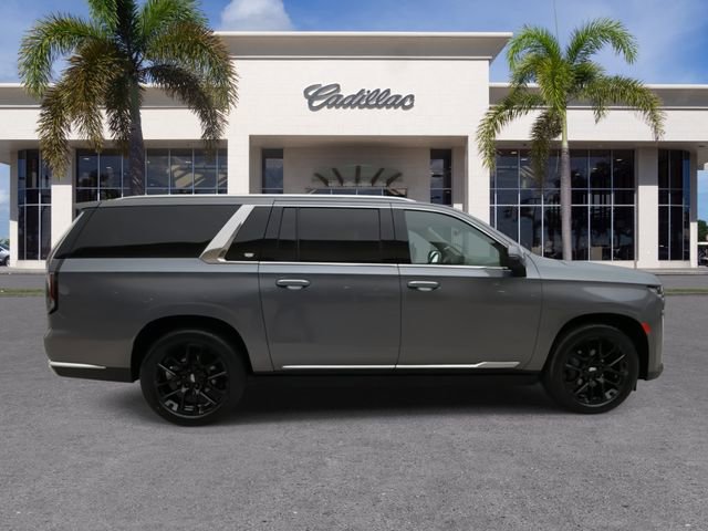 Certified 2021 Cadillac Escalade ESV Premium Luxury Platinum w/ Heavy-Duty Trailer Package image 16