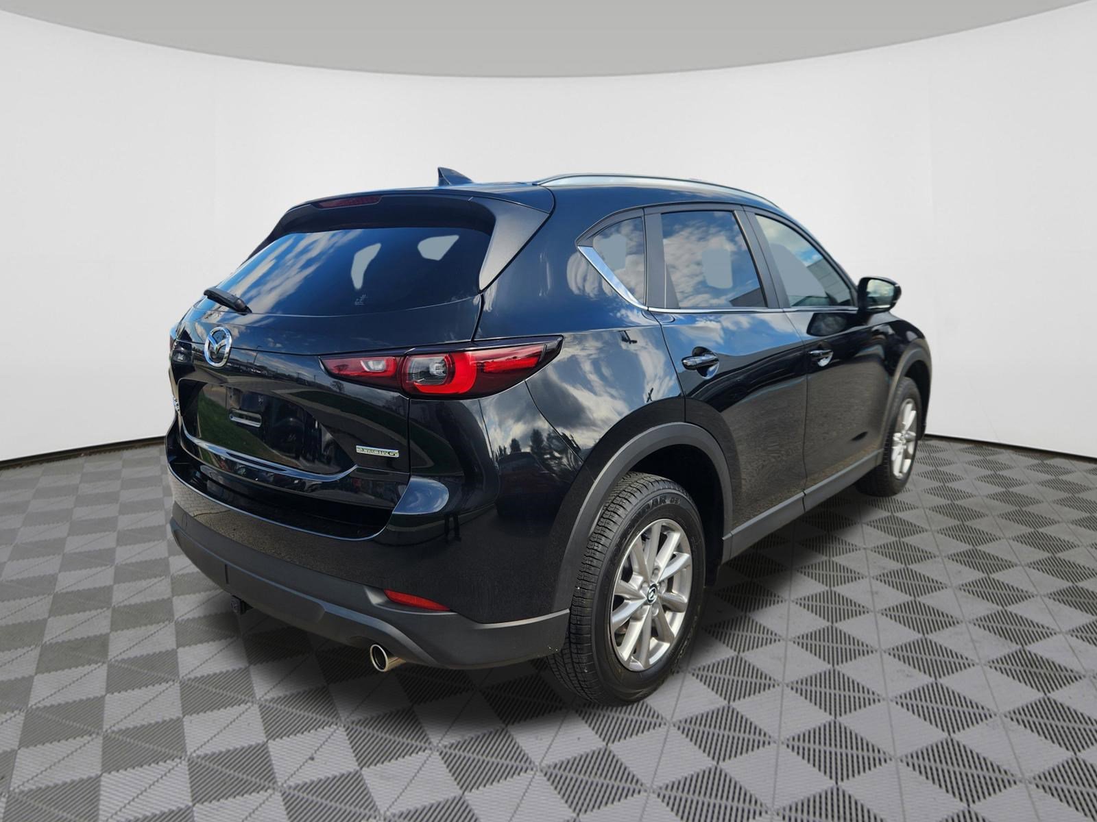 Certified 2023 MAZDA CX-5 AWD 2.5 S w/ Preferred Package image 4