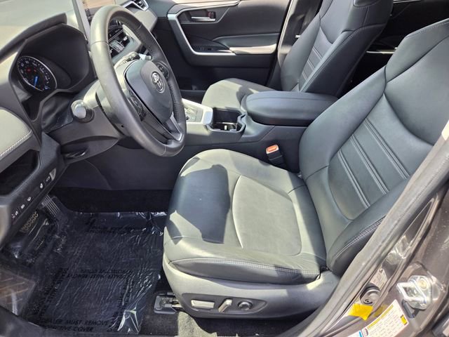 Used 2022 Toyota RAV4 XLE Premium AWD/4WD image 10
