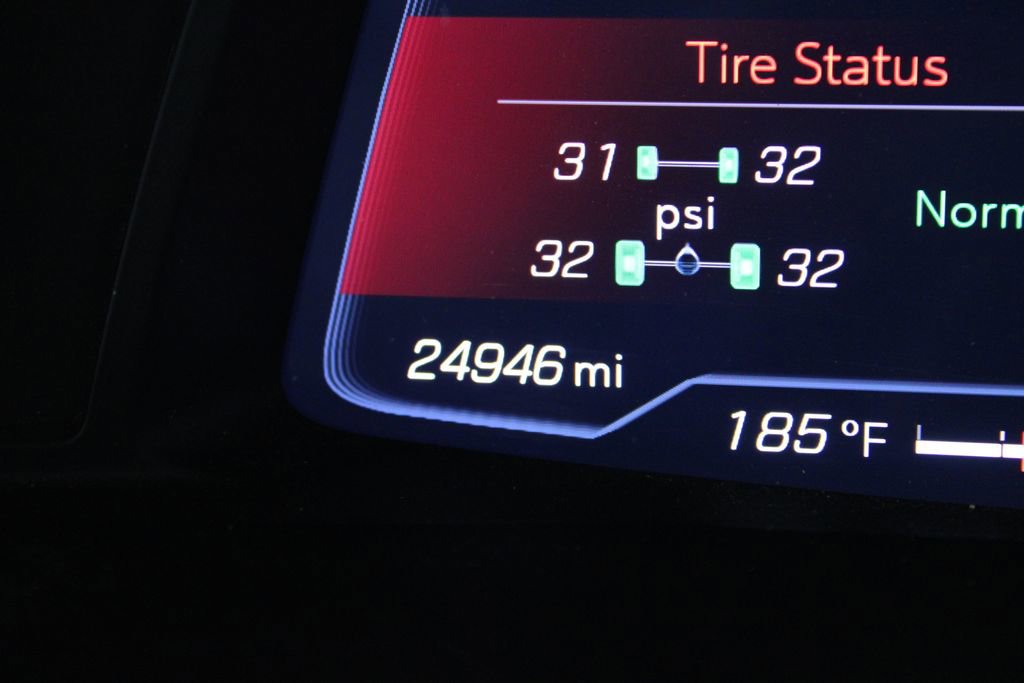 Used 2023 Chevrolet Corvette Stingray Premium Conv w/ Stealth Interior Trim Package image 29