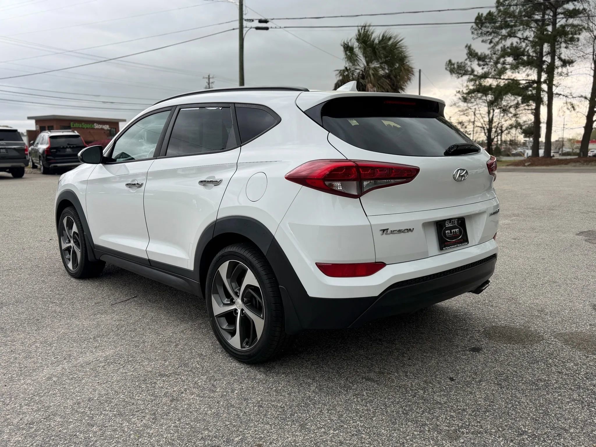 Used 2018 Hyundai Tucson Limited image 9