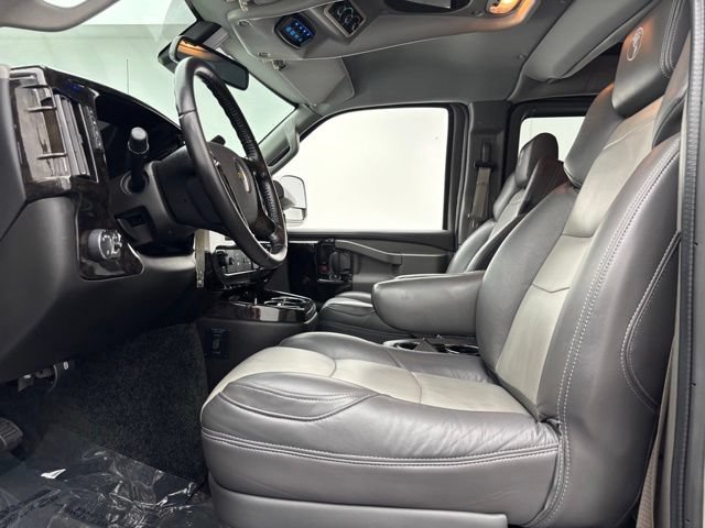 Used 2021 Chevrolet Express 2500 LS w/ Enhanced Convenience Package RWD image 16