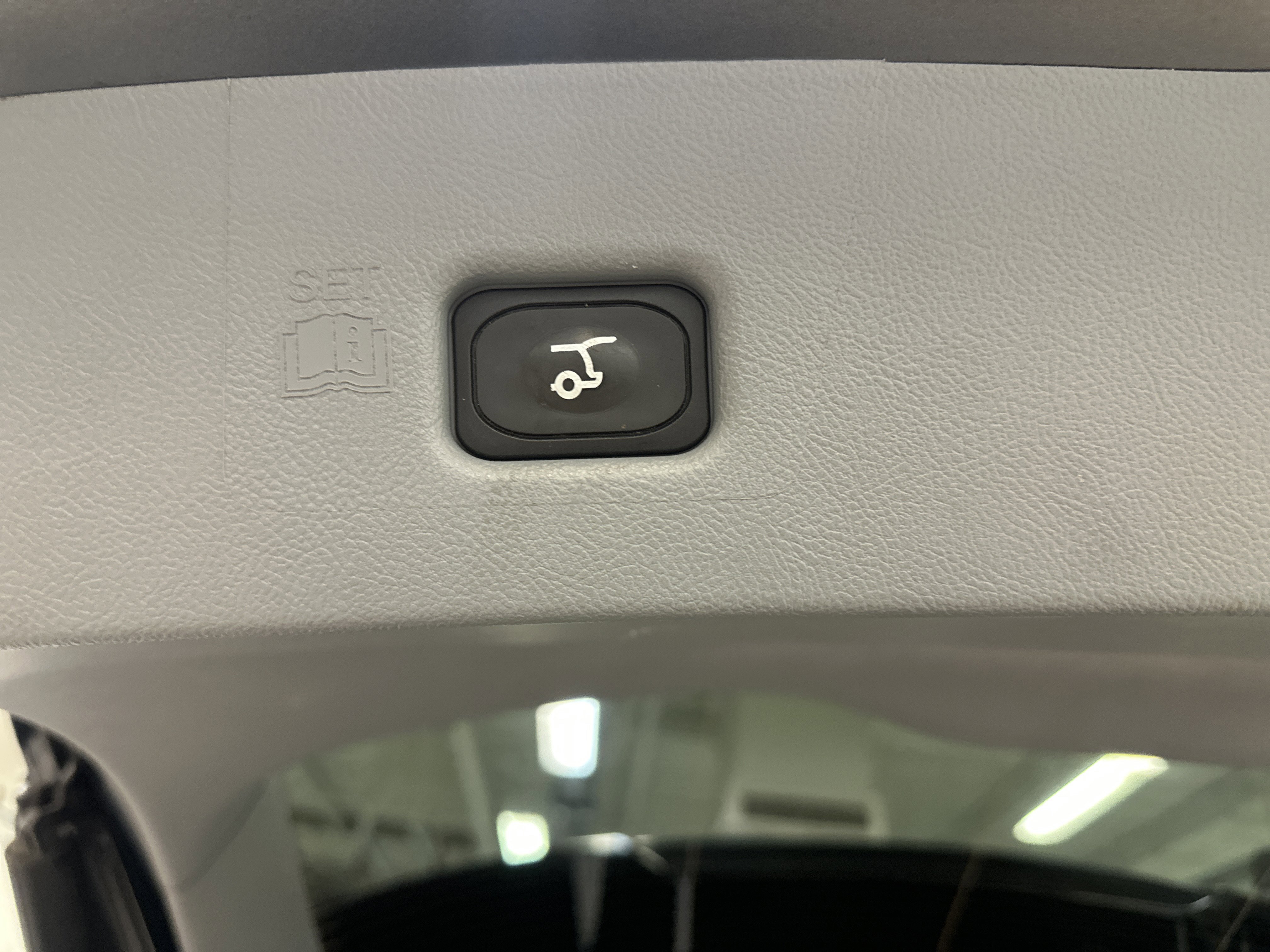 Used 2022 Lincoln Nautilus Reserve w/ Luxury Package image 30