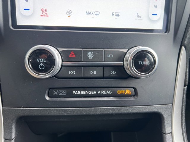 Used 2022 Ford Edge ST-Line image 33