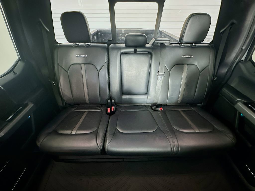 Used 2017 Ford F250 Platinum w/ Platinum Ultimate Package image 12