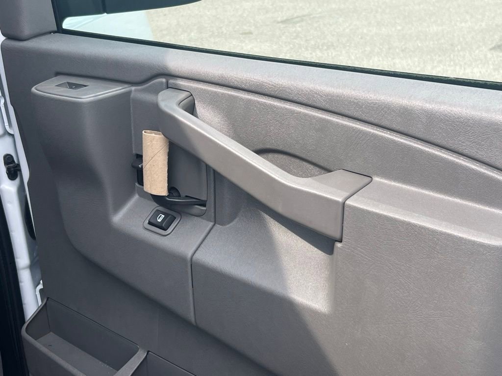 New 2025 Chevrolet Express 3500 w/ Power Convenience Package image 35