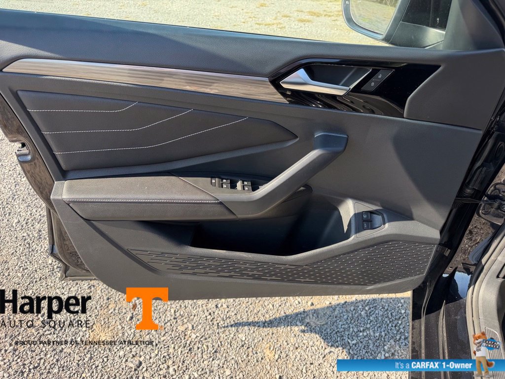 Used 2023 Volkswagen Jetta SEL FWD image 19