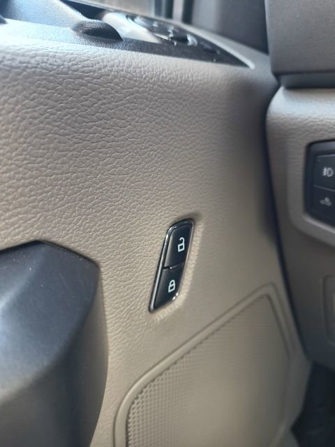 Used 2018 Ford F150 XLT AWD/4WD image 28