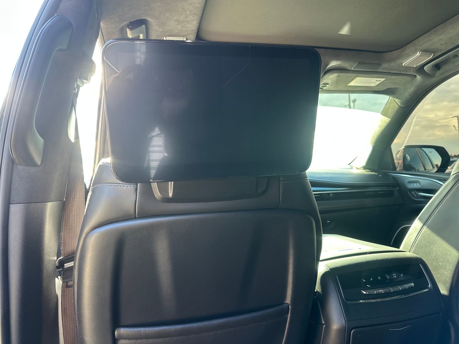 Used 2024 Cadillac Escalade V w/ LPO, Floor Liner Package image 31