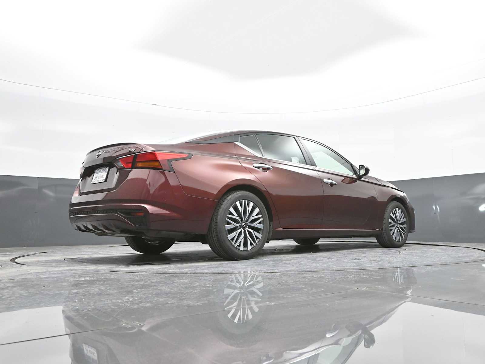 Used 2024 Nissan Altima 2.5 SV image 35