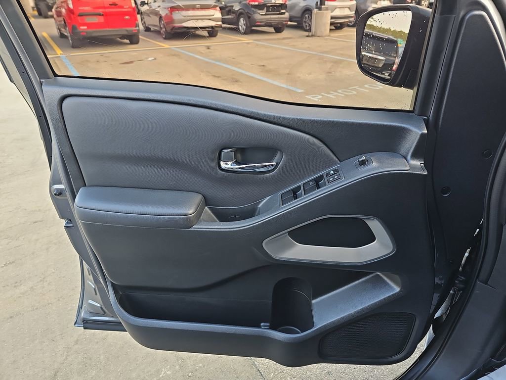 Used 2023 Nissan Frontier SV w/ Tow Package image 29