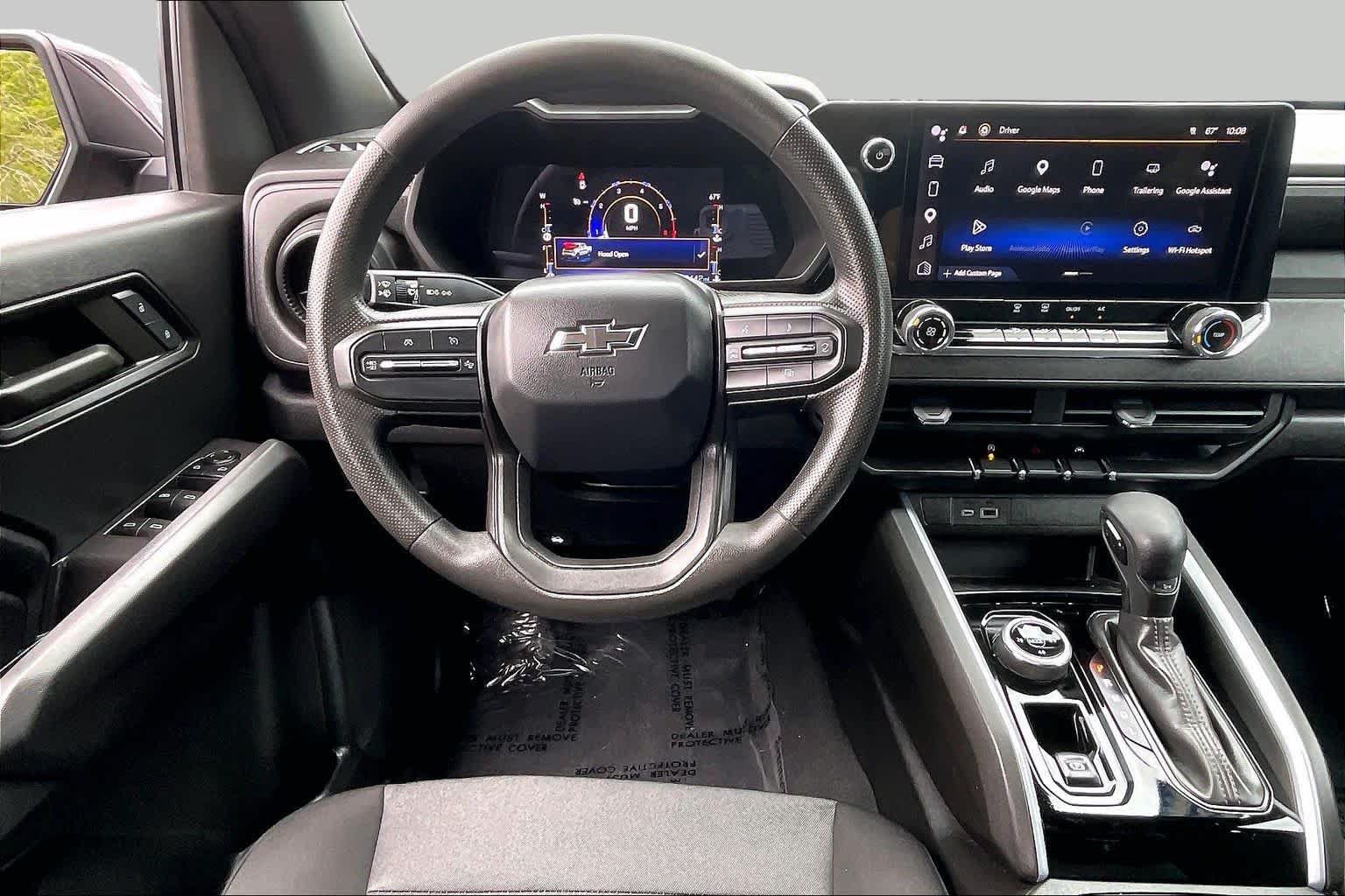 Used 2023 Chevrolet Colorado Trail Boss w/ Advanced Trailering Package AWD/4WD image 6