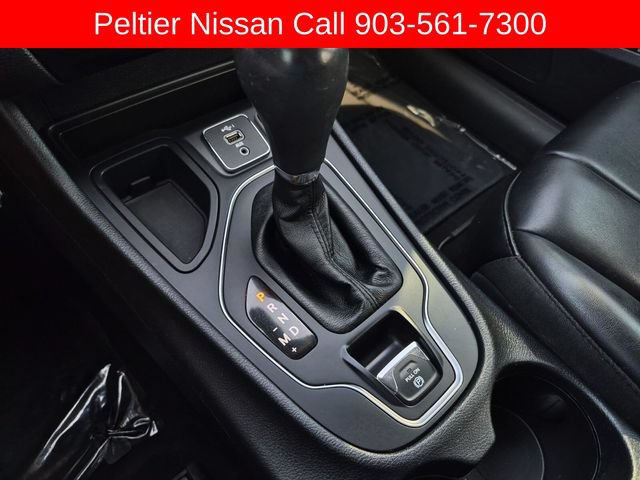 Used 2020 Jeep Cherokee Latitude Plus FWD image 36