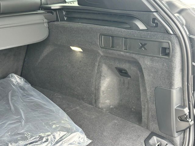 New 2026 BMW X5 xDrive50e w/ Executive Package image 38