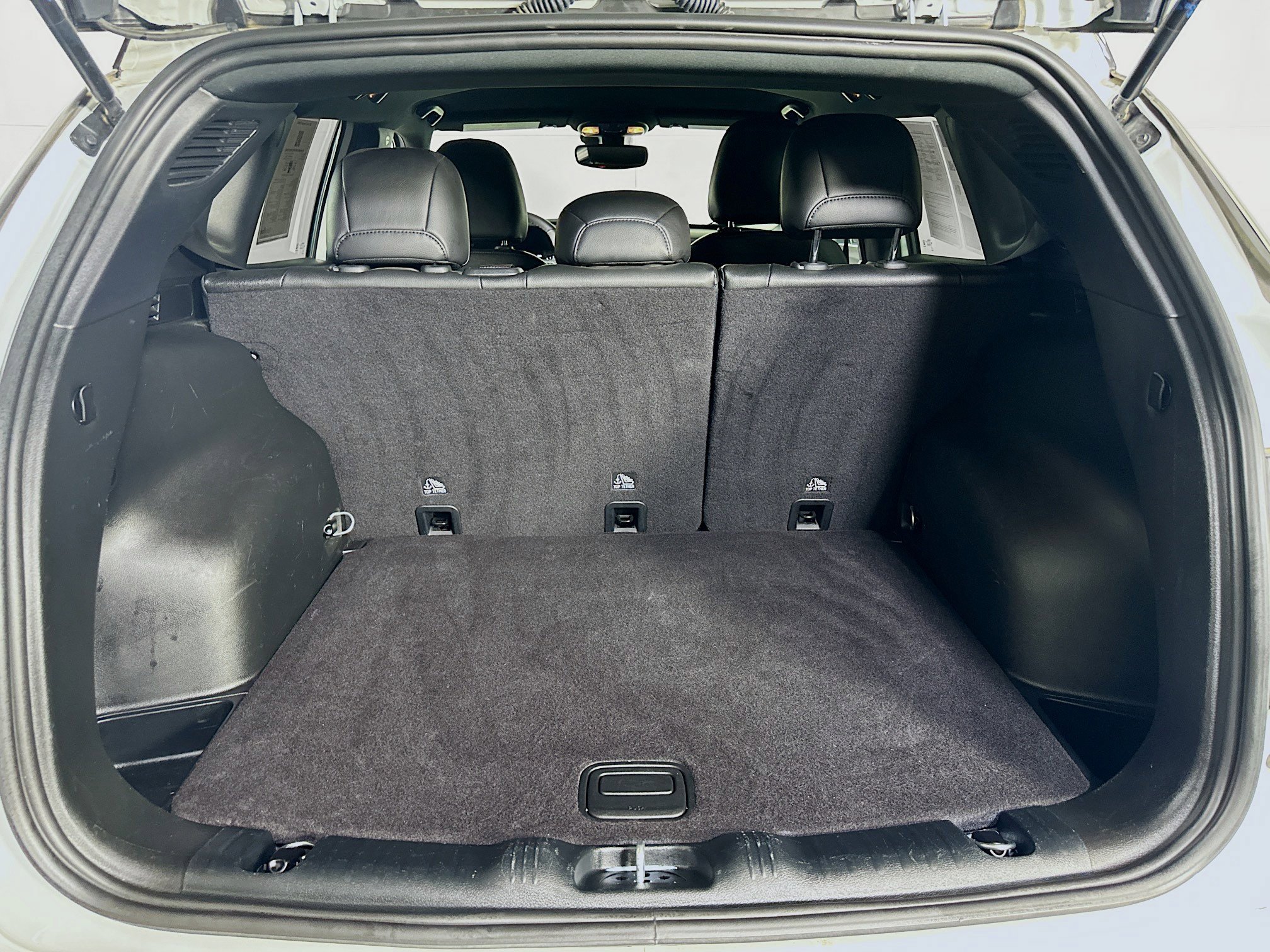 Used 2025 Jeep Compass Limited image 26