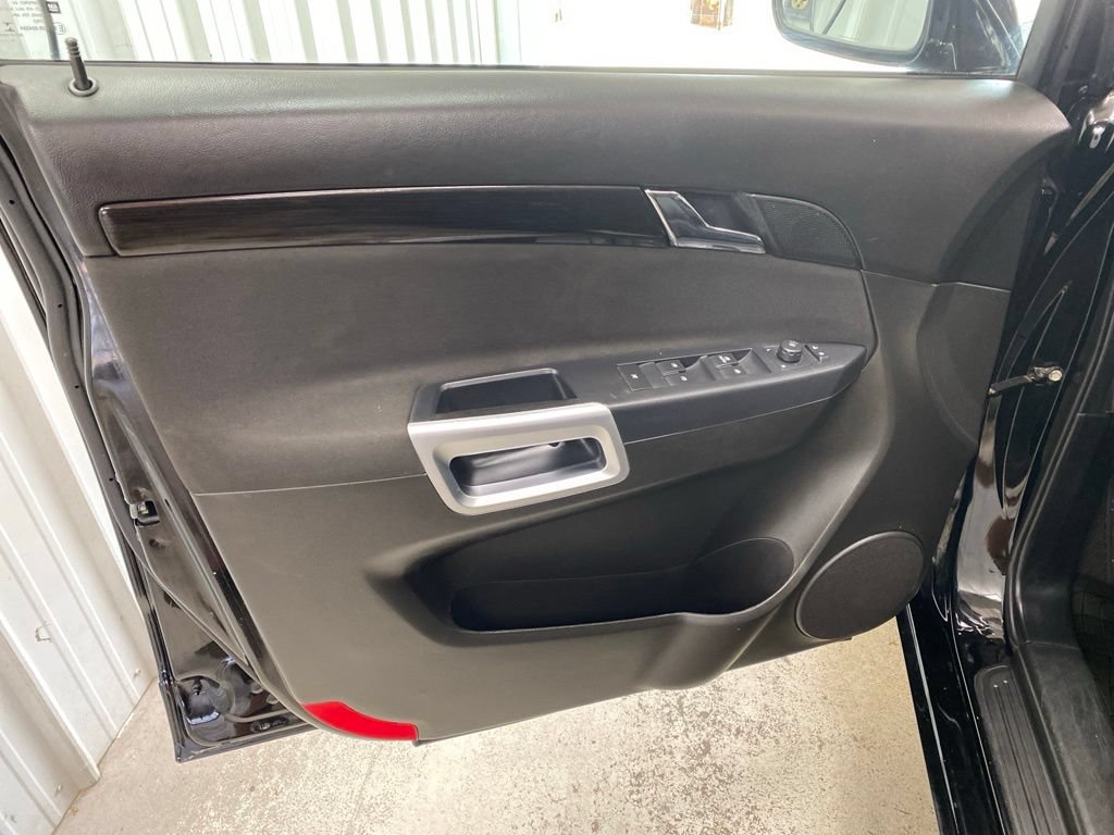 Used 2015 Chevrolet Captiva Sport LT FWD image 25
