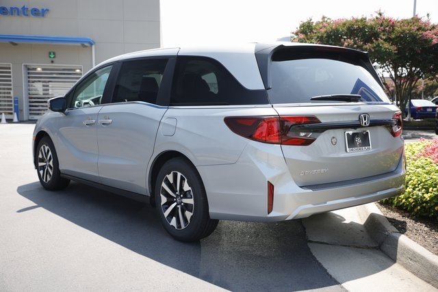 New 2026 Honda Odyssey EX-L image 9