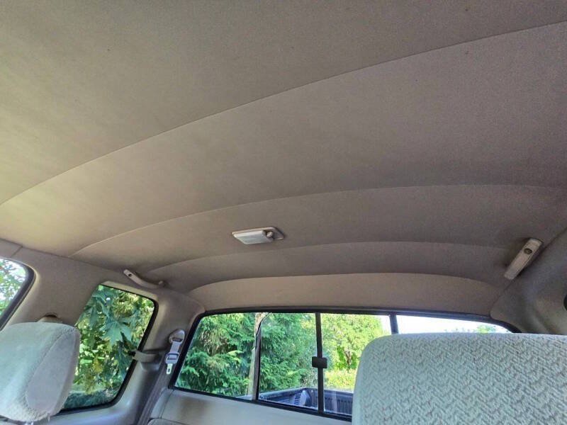 Used 1998 Toyota T100 SR5 w/ Value Pkg AWD/4WD image 17