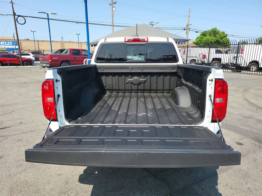 Used 2021 Chevrolet Colorado LT w/ Safety Package RWD image 16