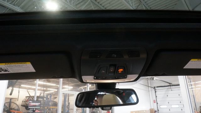 Used 2016 BMW 340i xDrive Sedan image 32