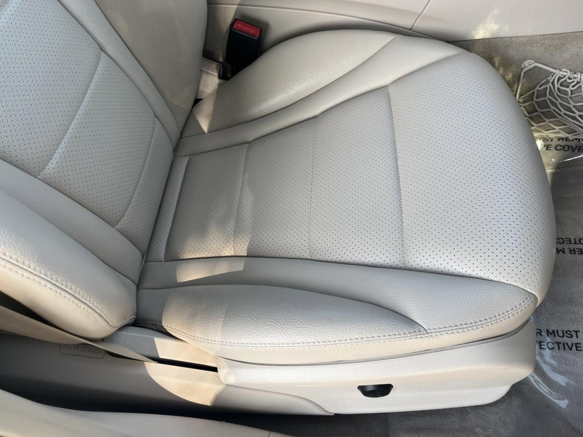 Used 2015 Mercedes-Benz C 300 4MATIC Sedan image 39