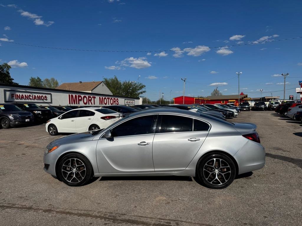 Used 2016 Buick Regal Sport Touring FWD image 5