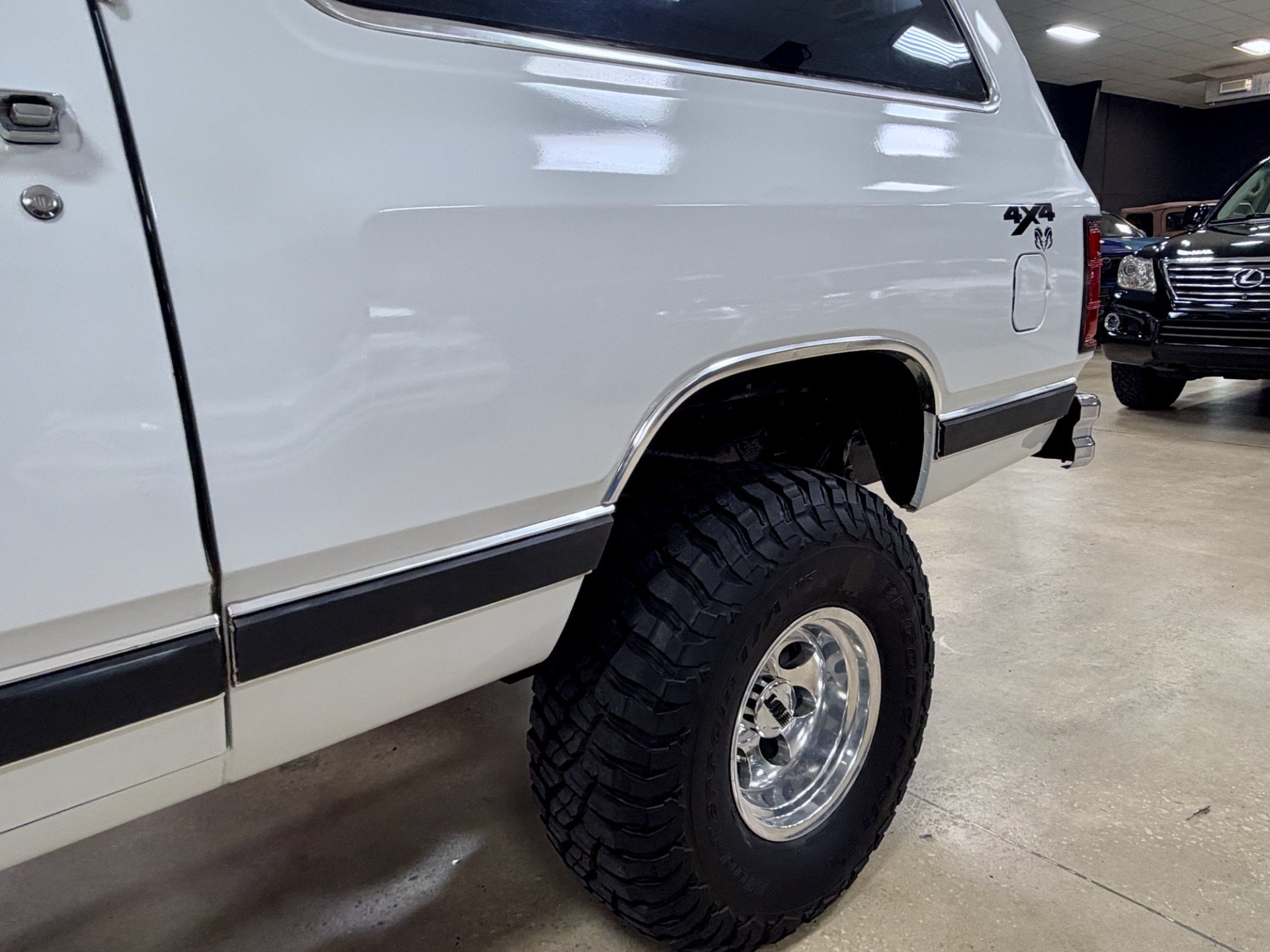 Used 1987 Dodge Ramcharger 4WD image 22