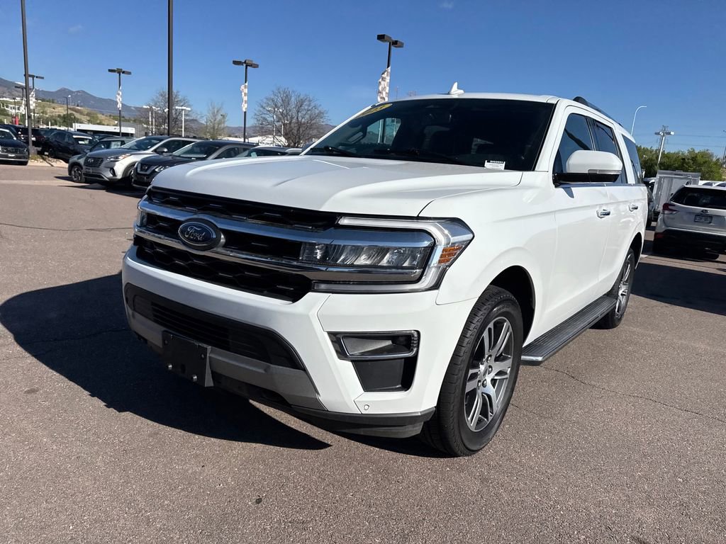 Used 2023 Ford Expedition Limited AWD/4WD image 3