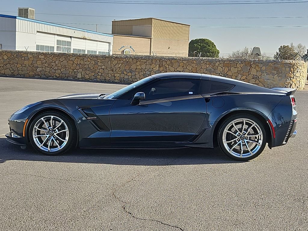Used 2019 Chevrolet Corvette Grand Sport image 2