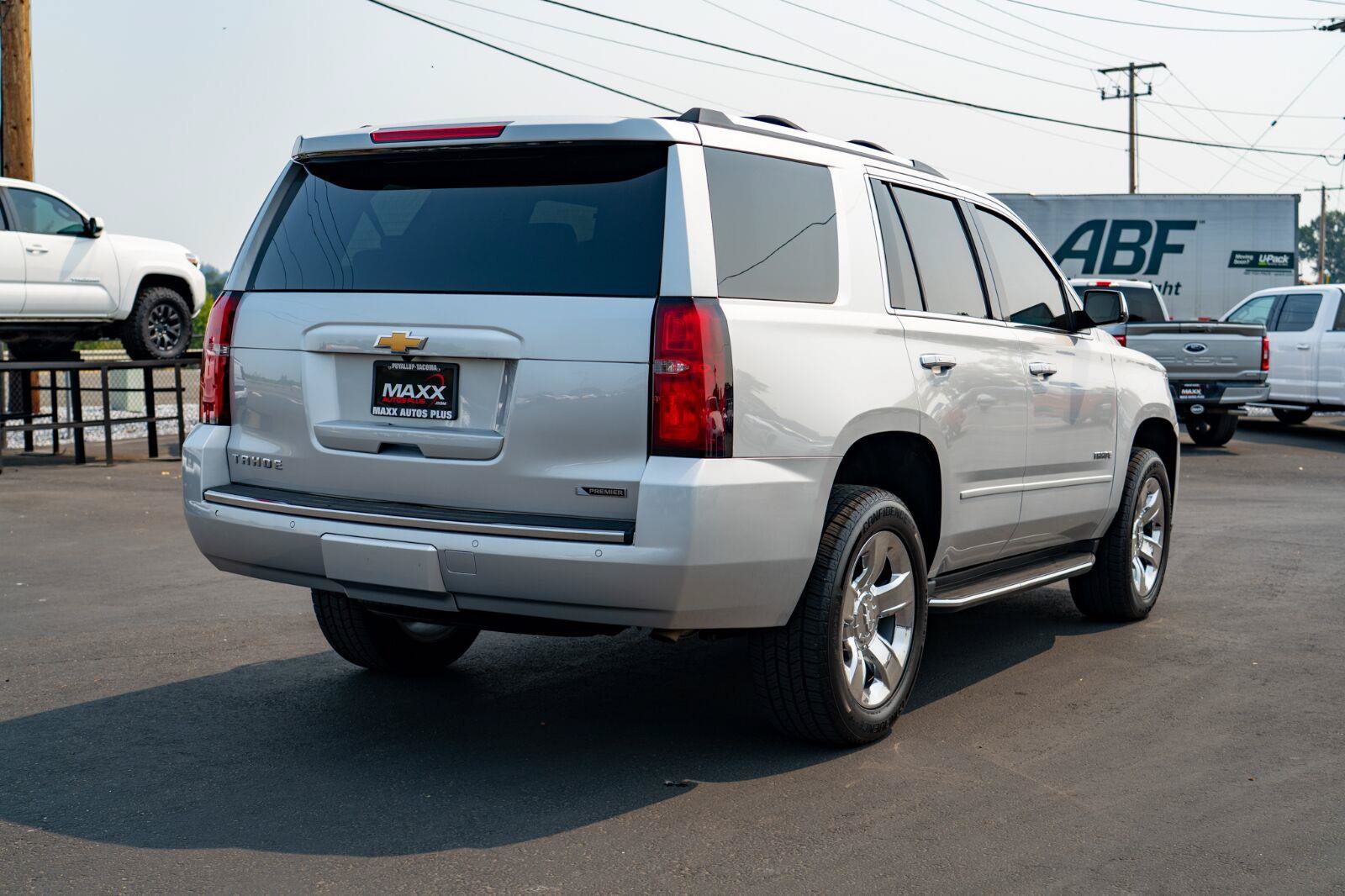 Used 2017 Chevrolet Tahoe Premier w/ Max Trailering Package AWD/4WD image 9