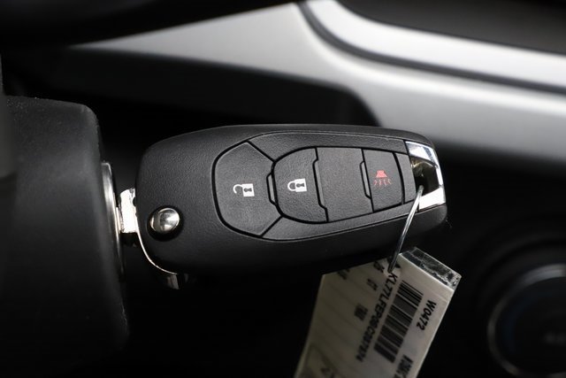 Used 2025 Chevrolet Trax LS image 30