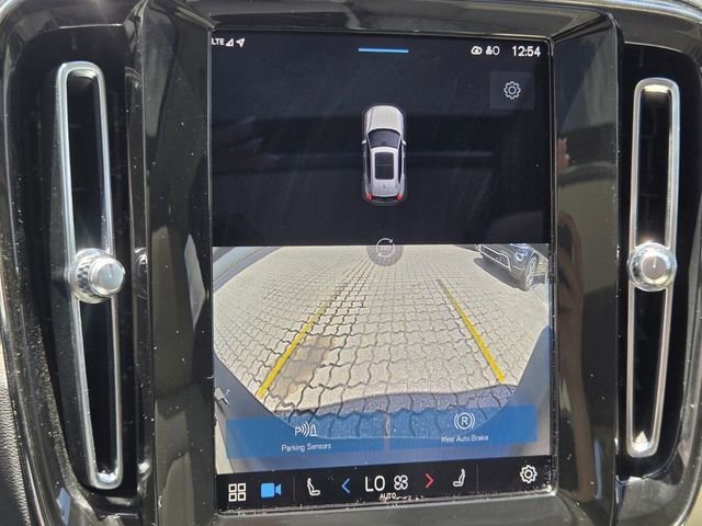 Certified 2023 Volvo XC40 B4 Plus w/ Driver Assist Package FWD image 22