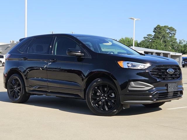 Used 2024 Ford Edge SE w/ Black Appearance Package AWD/4WD image 2
