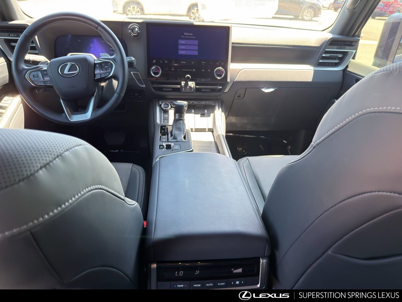 Certified 2025 Lexus GX 550 w/ Cold Area Package AWD/4WD image 28