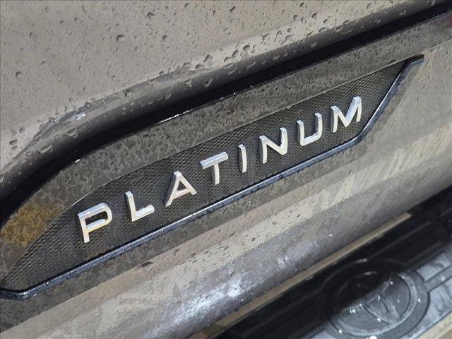 Used 2023 Toyota Tundra Platinum RWD image 7