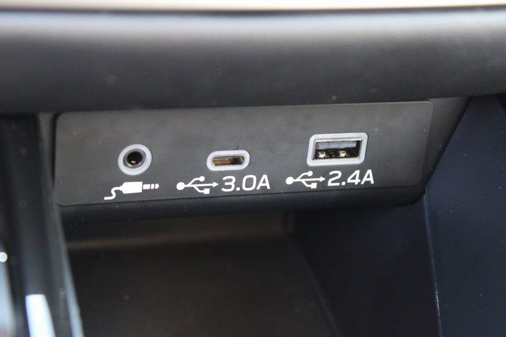 Certified 2025 Subaru Legacy Limited w/ Popular Package #3 image 20